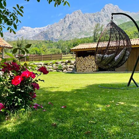 Hotel Eigon Posada De Valdeon Esterno foto